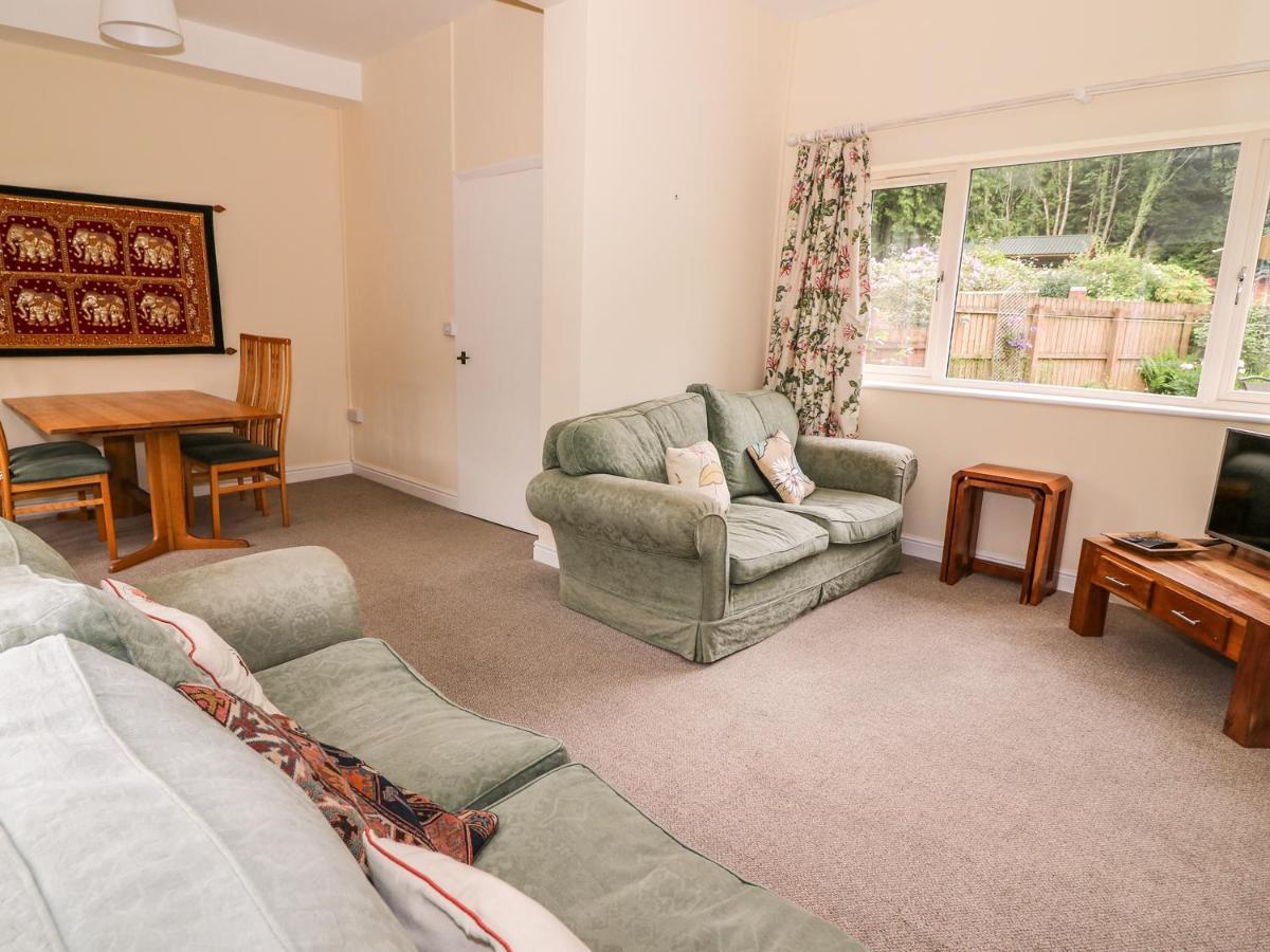 Gardener'S Cottage Llandrindod Wells Extérieur photo